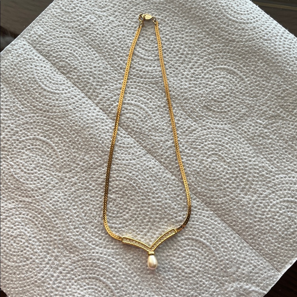 🎀🤍🎀🤍Napier Goldstone  Necklace with faux Pearl Pendant - Picture 2 of 4